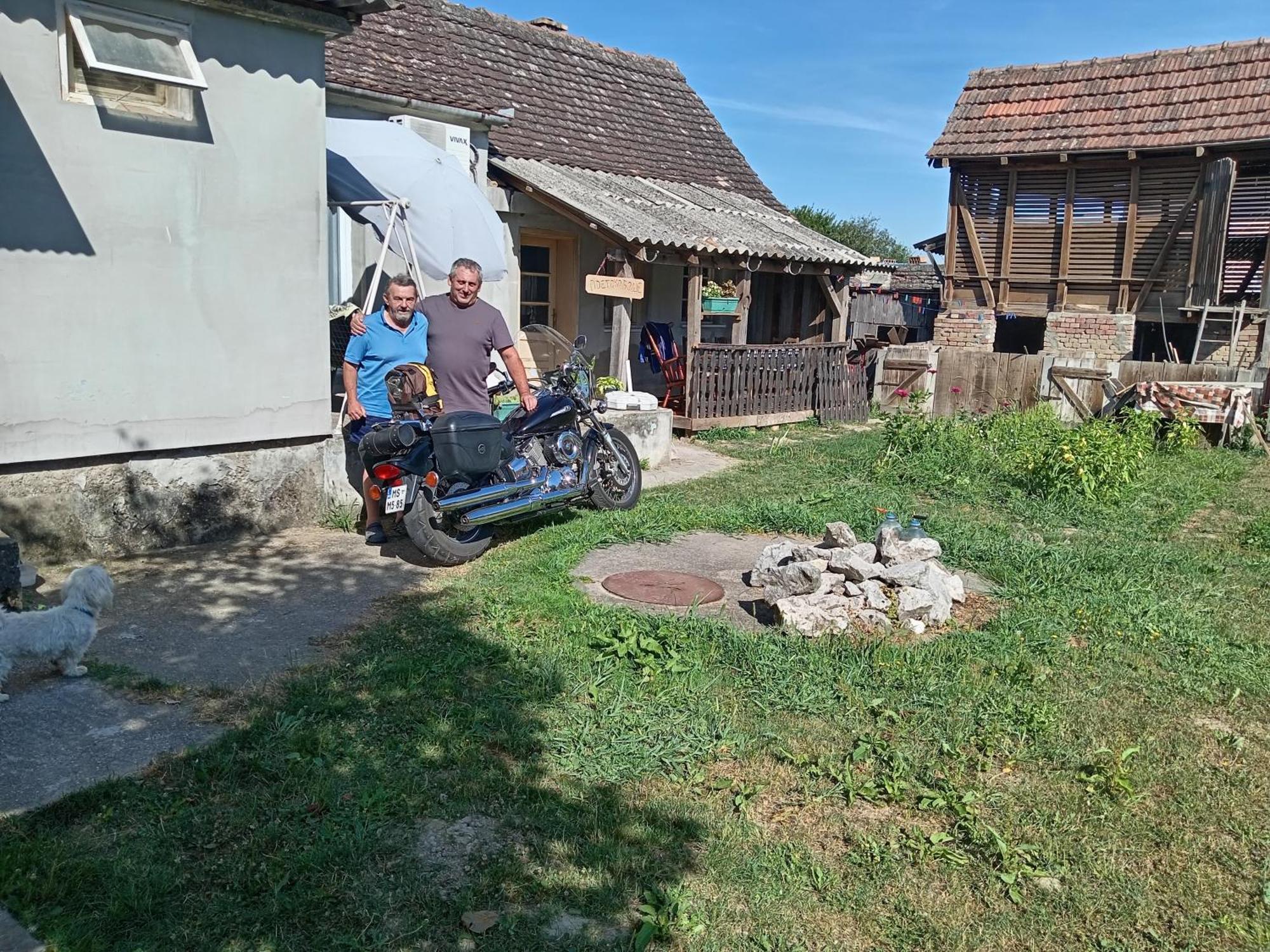 "Poetsko Cose" Nikole Tesle 86 Morović Exterior foto